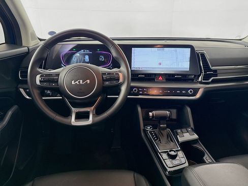 Used 2025 Kia Sportage EX image 27