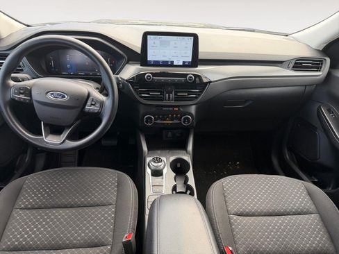 Used 2025 Ford Escape Active AWD/4WD image 10