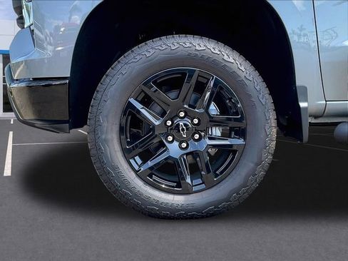 New 2026 Chevrolet Silverado 1500 Custom Trail Boss w/ Turbomax Blackout Package AWD/4WD image 16