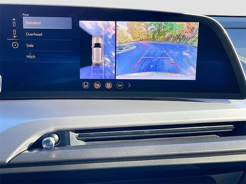 New 2026 Cadillac Vistiq Luxury image 13