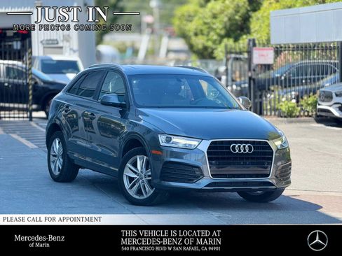 Used 2018 Audi Q3 2.0T Premium w/ Convenience Package FWD image 1