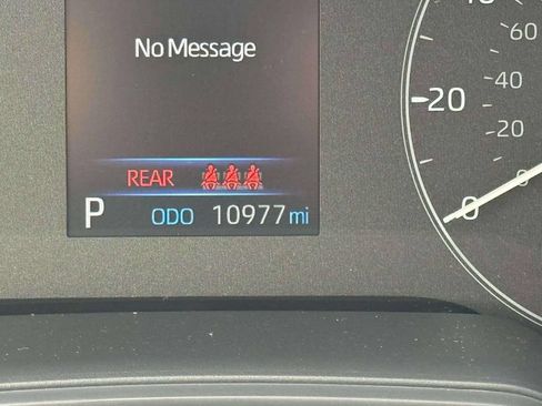 Used 2024 Toyota Corolla LE FWD image 28