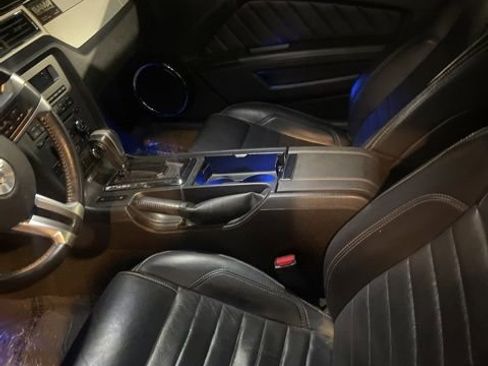 Used 2014 Ford Mustang GT Premium image 3