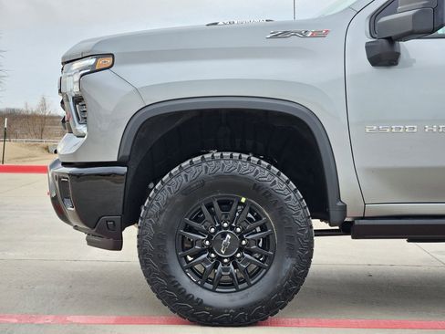New 2026 Chevrolet Silverado 2500 ZR2 image 12
