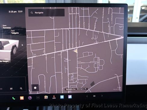 Used 2024 Tesla Cybertruck AWD Crew Cab image 47