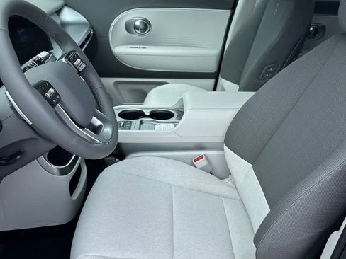 New 2026 Hyundai Ioniq 9 SE image 17