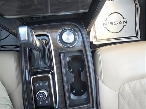 Used 2023 Nissan Armada Platinum w/ Cargo Package AWD/4WD image 20
