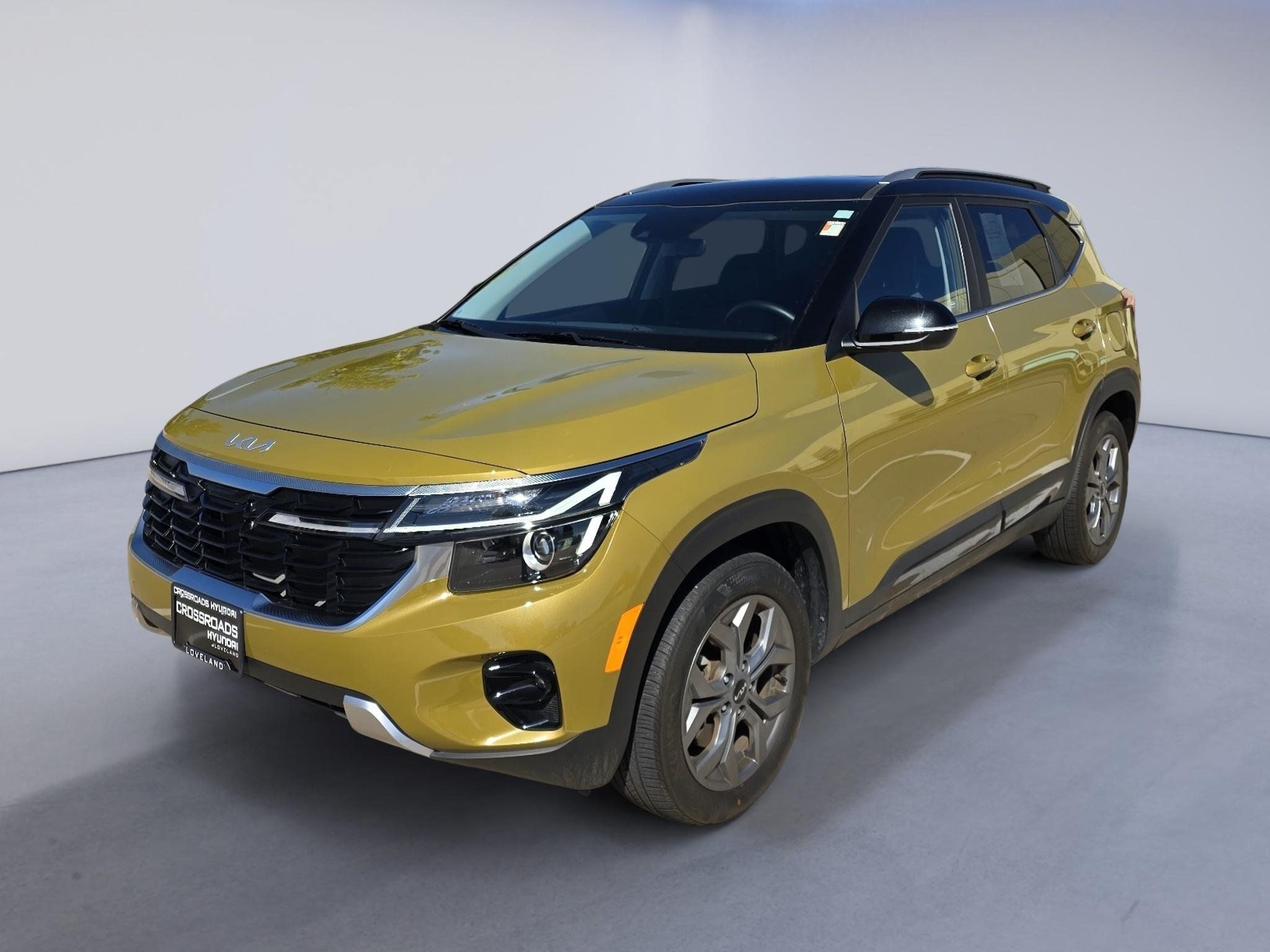Used 2024 Kia Seltos S AWD/4WD image 1