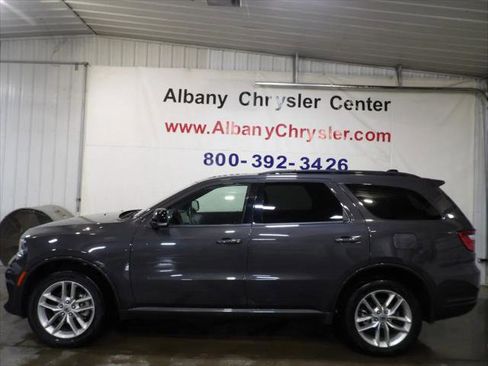 Certified 2024 Dodge Durango GT image 1