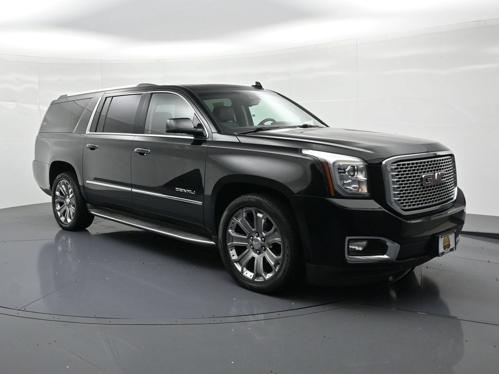 Used 2016 GMC Yukon XL Denali w/ Open Road Package AWD/4WD image 4