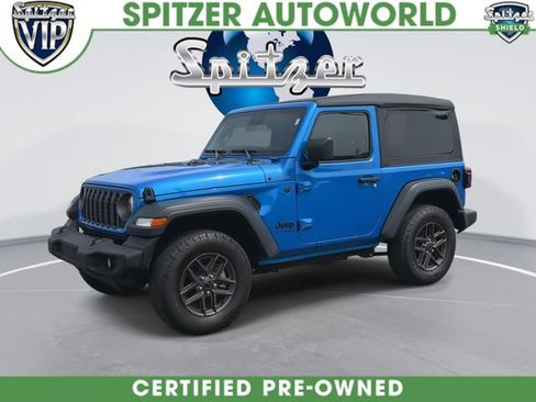 Used 2025 Jeep Wrangler Sport AWD/4WD image 4