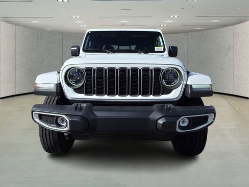 New 2026 Jeep Gladiator Sport image 2