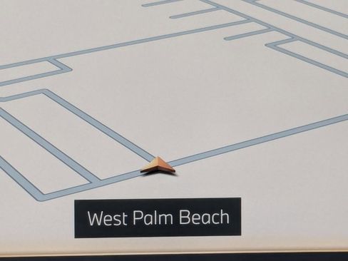 Used 2024 BMW X5 sDrive40i w/ M Sport Package image 7