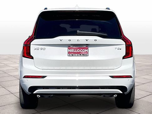 New 2026 Volvo XC90 T8 Ultra w/ Lounge Package AWD/4WD image 6