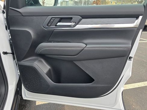 New 2026 GMC Terrain Elevation w/ Elevation Premium Package AWD/4WD image 34