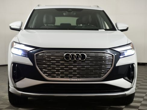 Certified 2023 Audi Q4 e-tron Premium Plus w/ Premium Plus image 5