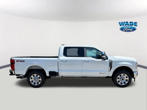 New 2025 Ford F250 Lariat w/ Lariat Ultimate Package image 4
