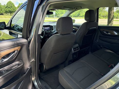 Used 2019 GMC Terrain SLE w/ Infotainment Package I AWD/4WD image 26