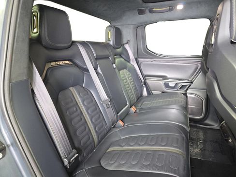 Used 2022 Rivian R1T Adventure AWD/4WD image 12