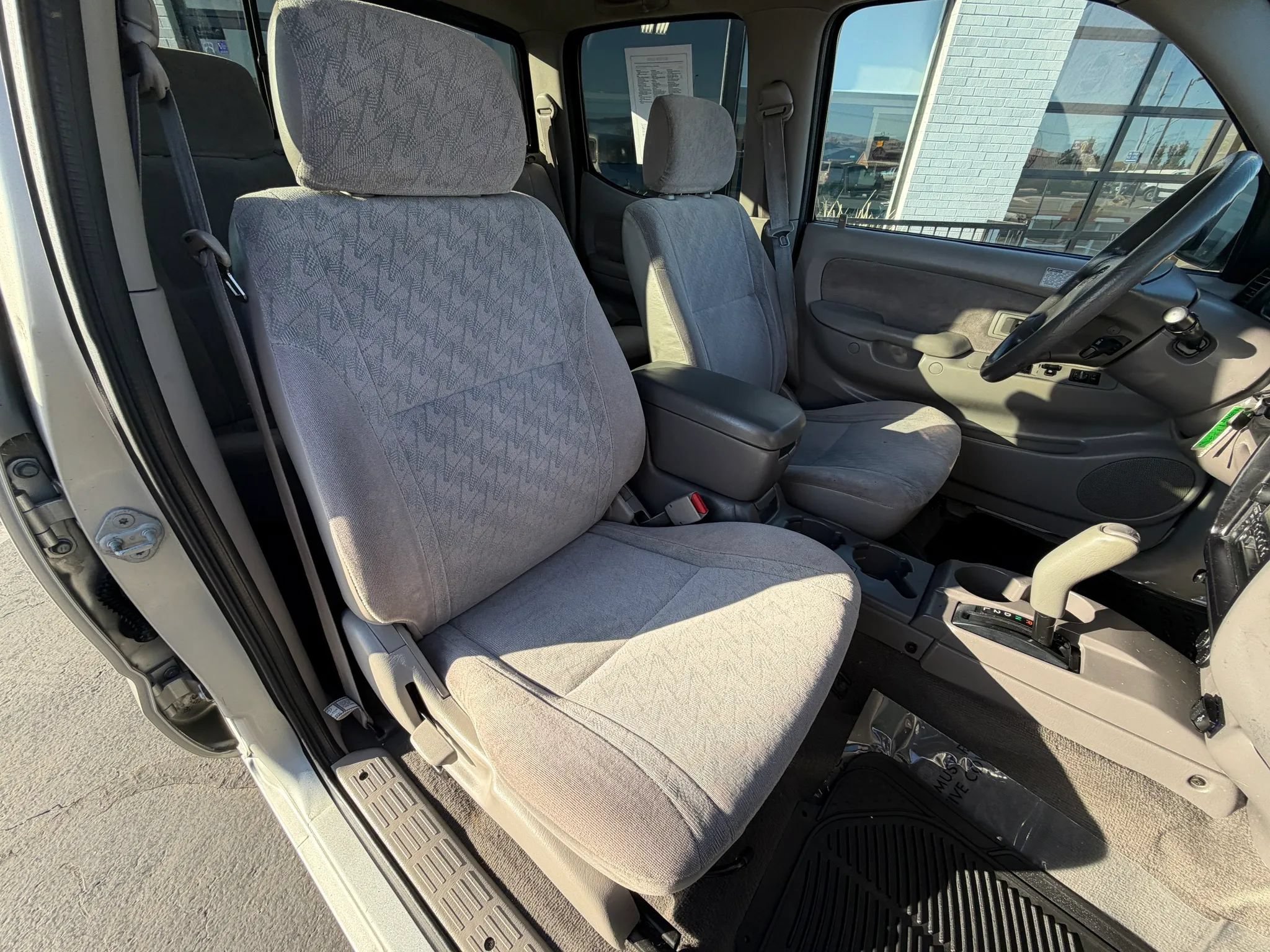 Used 2001 Toyota Tacoma PreRunner RWD image 13
