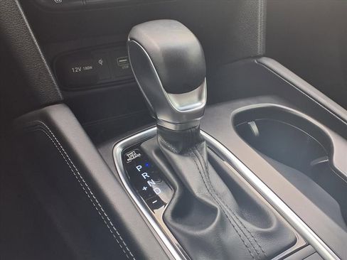 Used 2020 Hyundai Santa Fe Limited image 8