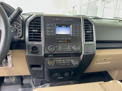Certified 2018 Ford F150 XLT RWD image 22