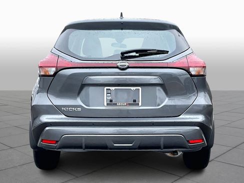 Certified 2025 Nissan Kicks Play S FWD image 5