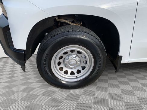 Used 2022 Chevrolet Silverado 1500 W/T w/ Trailering Package image 17