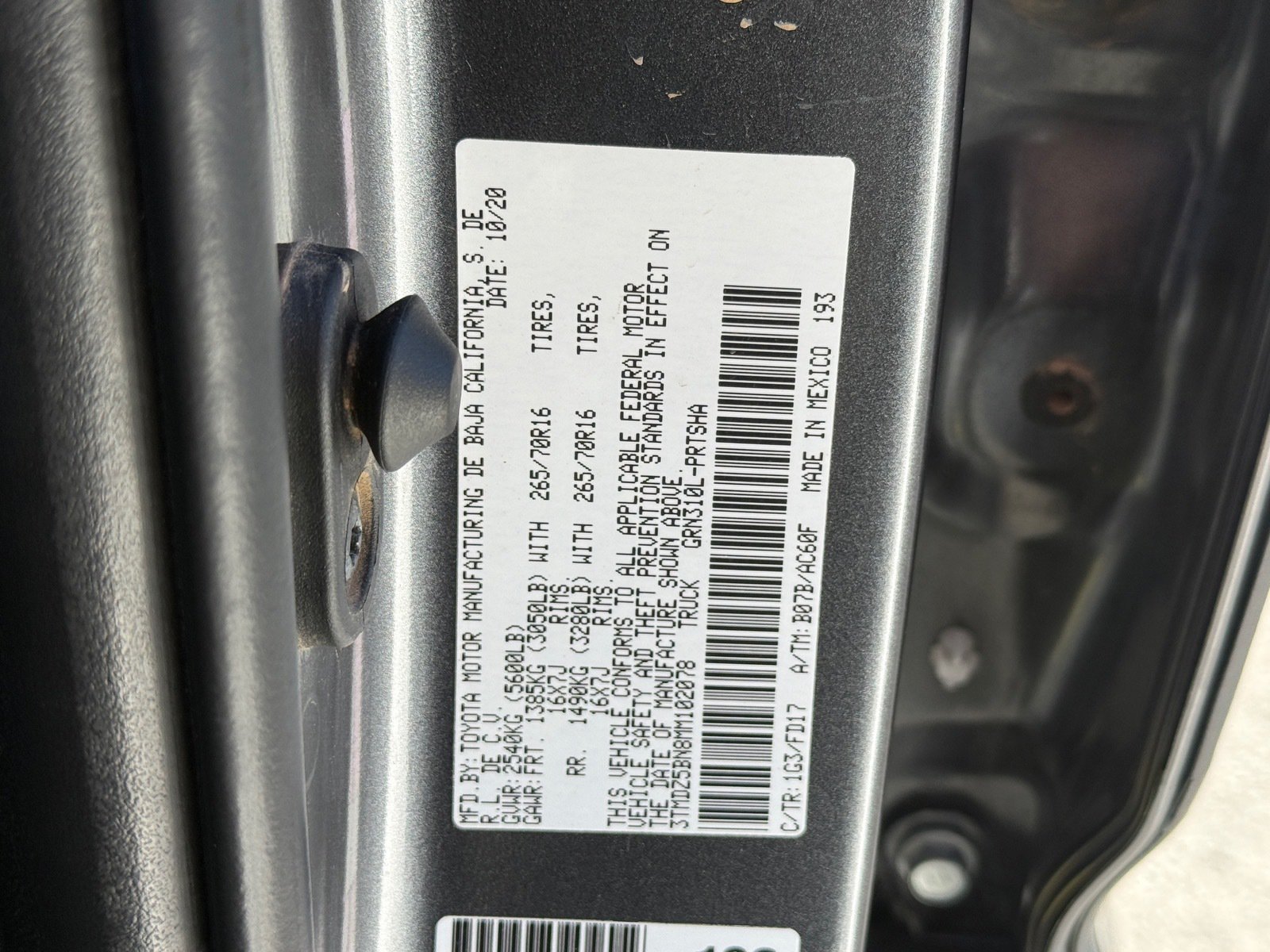 Used 2021 Toyota Tacoma TRD Off-Road w/ Technology Package AWD/4WD image 43