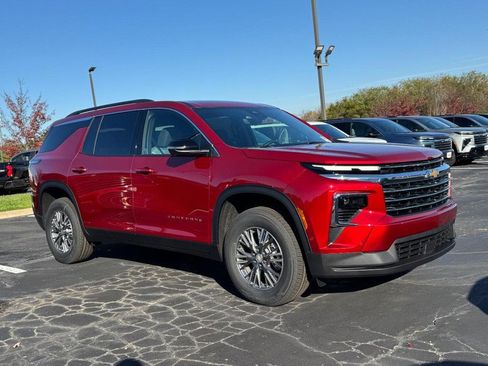 New 2026 Chevrolet Traverse LT image 27