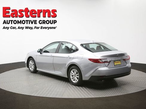 Used 2025 Toyota Camry LE image 66