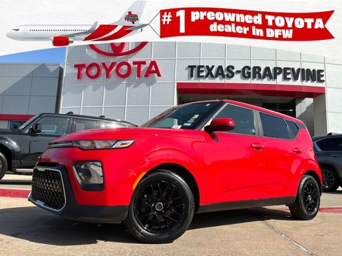 Used 2020 Kia Soul LX FWD image 1