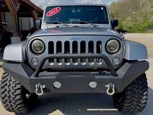Used 2015 Jeep Wrangler Unlimited Sport AWD/4WD image 6