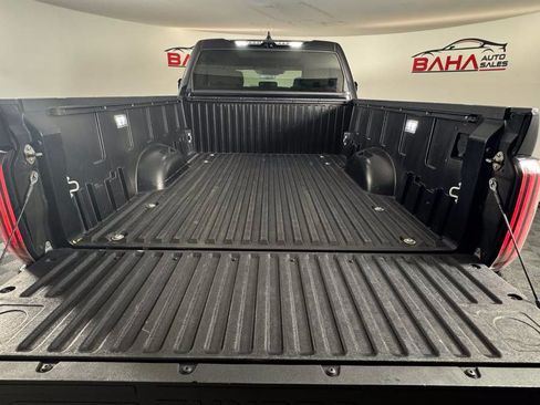 Used 2022 Toyota Tundra Limited AWD/4WD image 35
