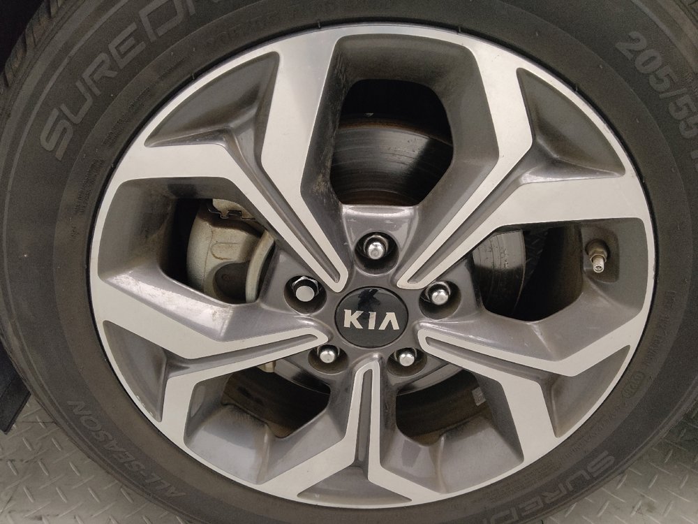 Used 2021 Kia Forte LXS FWD image 31
