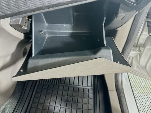Used 2019 Ford Transit Connect XLT FWD image 28