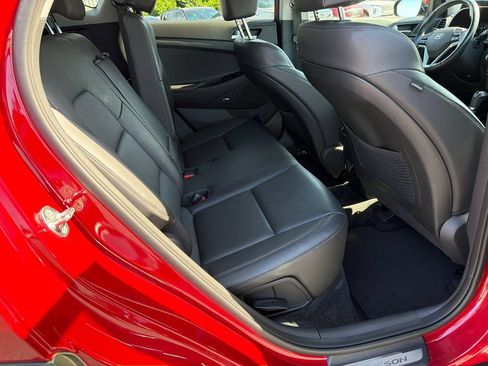 Used 2021 Hyundai Tucson Limited FWD image 15
