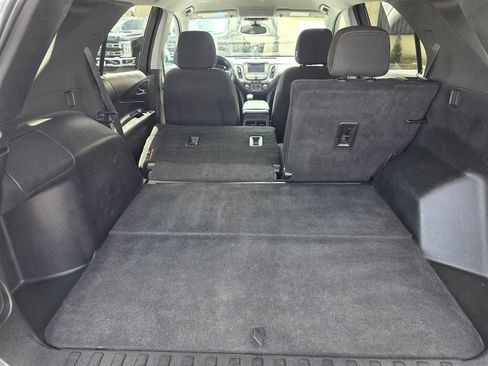 Used 2022 Chevrolet Equinox LT image 8