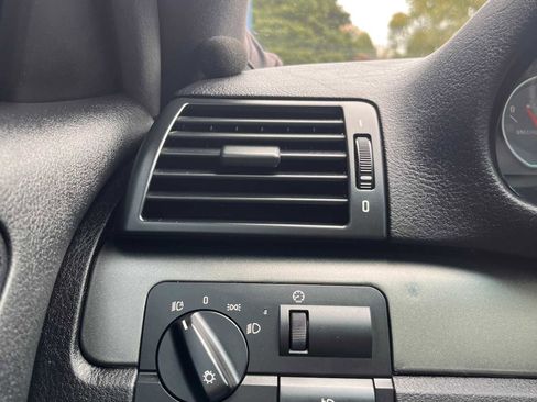 Used 2003 BMW M3 Coupe image 18