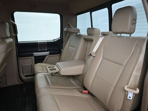 Used 2018 Ford F250 Lariat w/ Lariat Ultimate Package AWD/4WD image 25