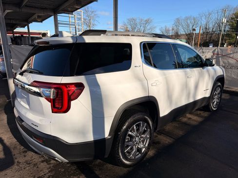 Used 2022 GMC Acadia SLT w/ LPO, Floor Liner Package AWD/4WD image 60