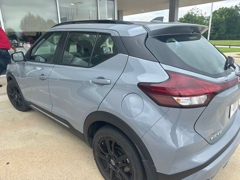 Used 2024 Nissan Kicks SR w/ SR Premium Package FWD image 11