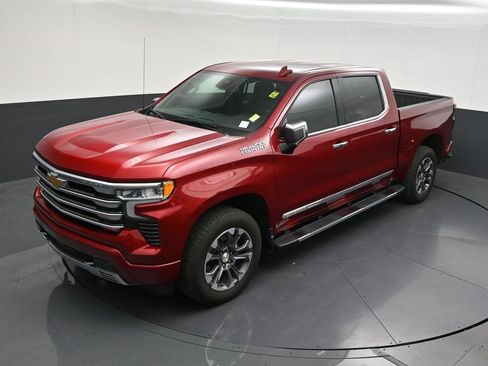 Used 2025 Chevrolet Silverado 1500 High Country RWD image 17