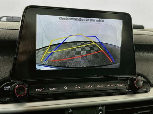 Used 2020 Kia Forte LXS FWD image 13