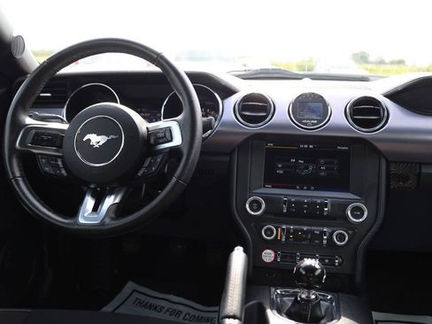Used 2017 Ford Mustang GT RWD image 22
