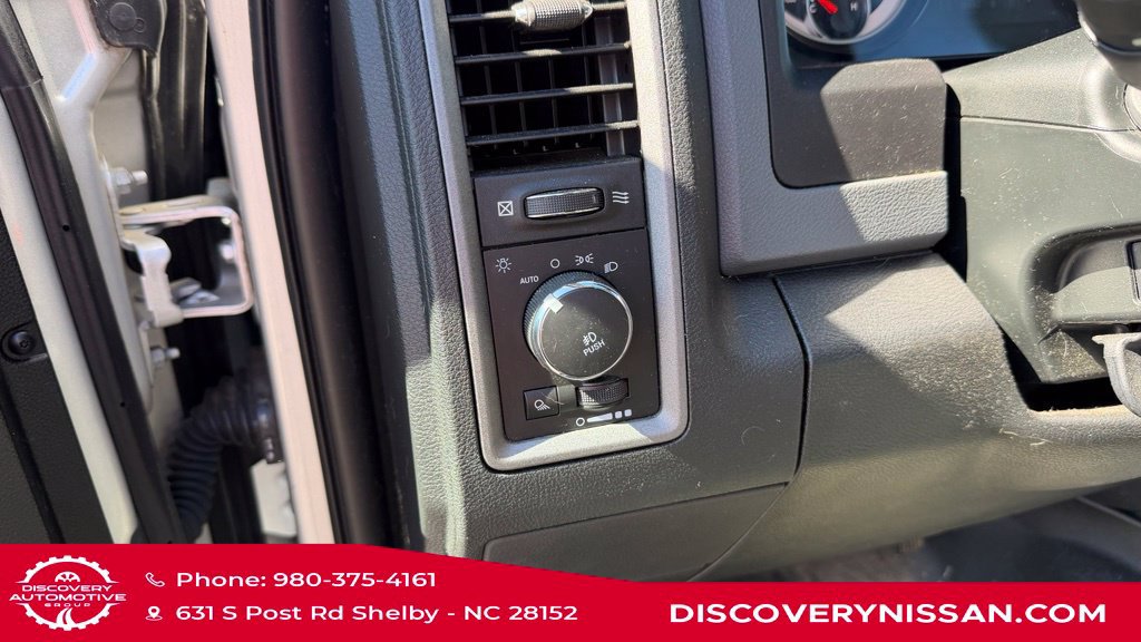 Used 2018 RAM 1500 Express w/ Express Value Package AWD/4WD image 11