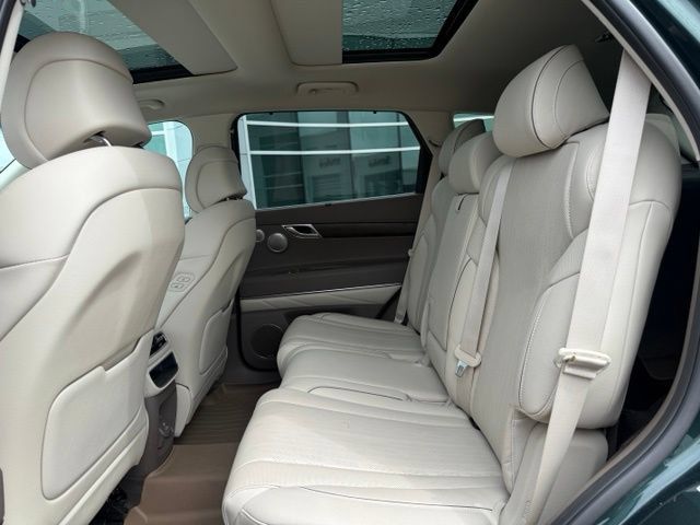 Used 2022 Genesis GV80 2.5T w/ Advanced Package 02 AWD/4WD image 23
