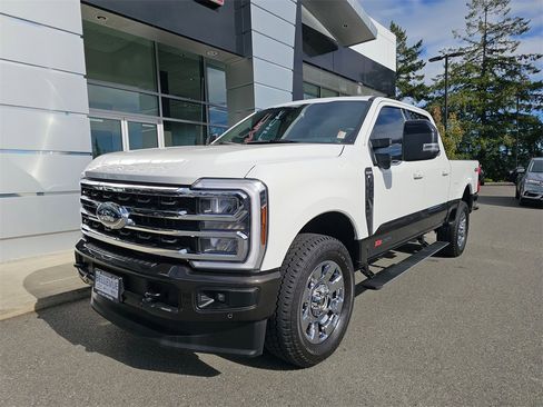 Used 2024 Ford F350 King Ranch image 3