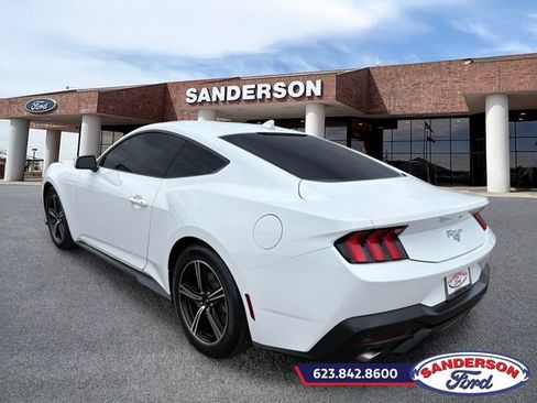 Certified 2025 Ford Mustang Coupe RWD image 5