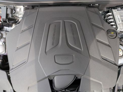 Certified 2026 Porsche Cayenne E-Hybrid AWD/4WD image 28